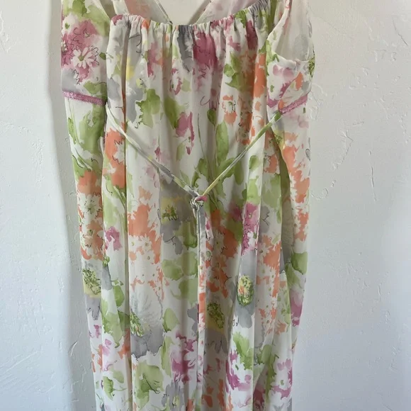 Oscar de la Renta the Pink Label Green and Pink Rosette Nightgown Size Medium - Picture 6 of 6